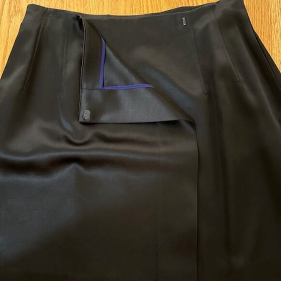 Diane Von Furstenberg mini skirt - Picture 7 of 11
